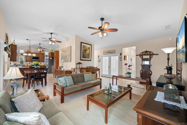 2389 Eric Road, Fallbrook CA: https://media.crmls.org/mediaz/d56da717-a38b-4d9f-b246-fb4bb4d344ec.jpg