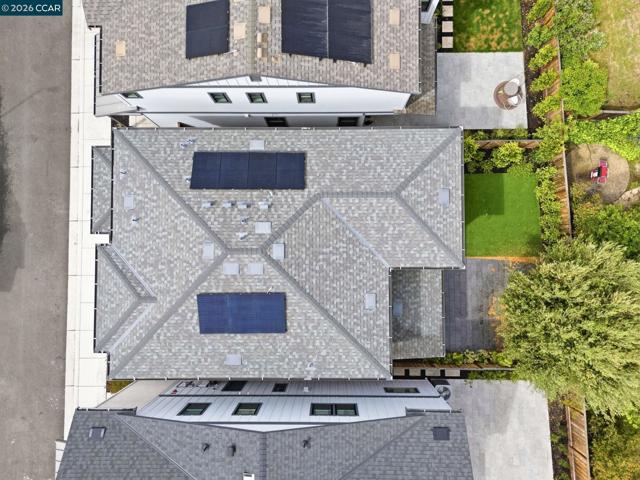 Image 37 of 38 For 257 Haleena Place