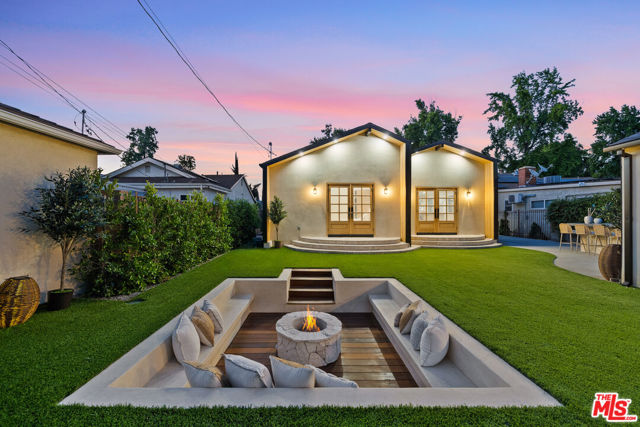 14742 Weddington Street, Sherman Oaks CA: https://media.crmls.org/mediaz/d56f2a41-4758-4585-97ca-ab44085a21ff.jpg