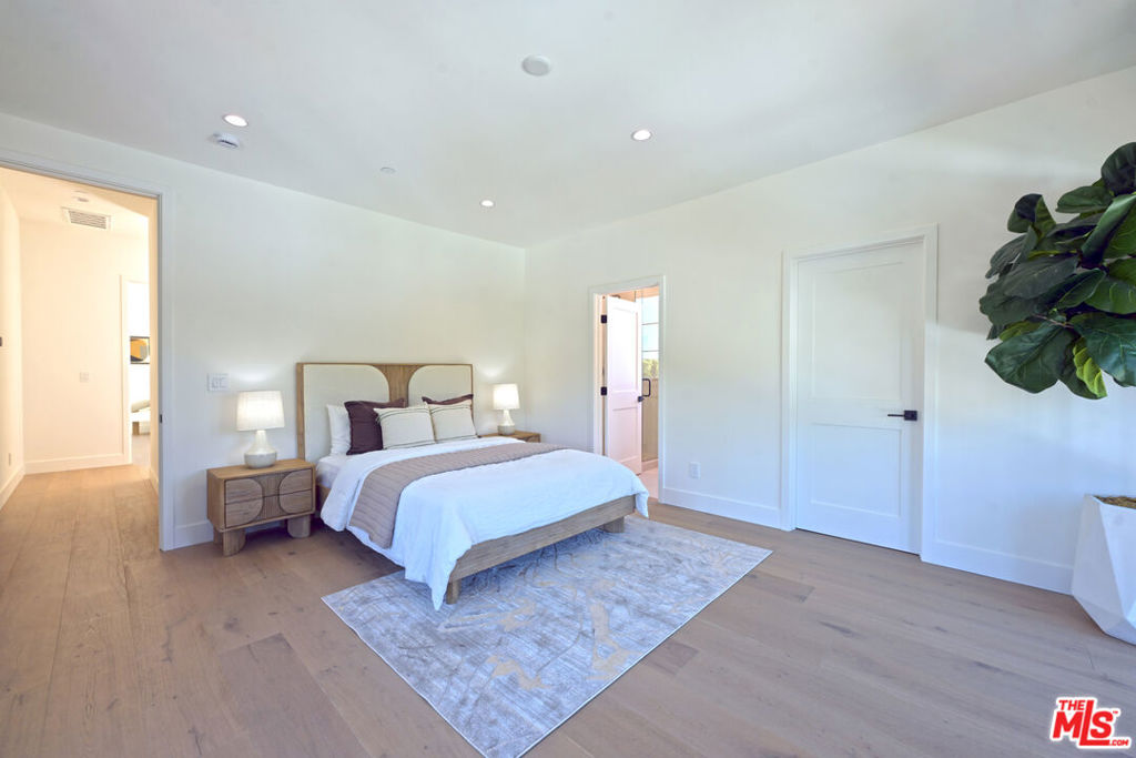 MLS #26860655 image #36
