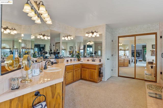 4210 Driftwood Pl, Discovery Bay CA: https://media.crmls.org/mediaz/d570d811-c614-4d8a-8e6c-6b379327687f.jpg