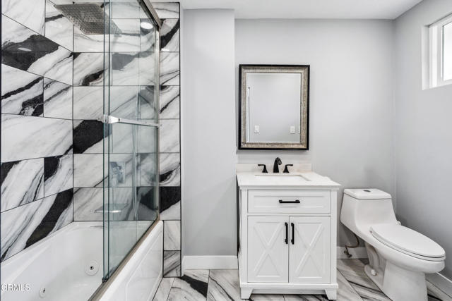 1712 N 7th Place, Port Hueneme CA: https://media.crmls.org/mediaz/d5717339-d47d-473a-88e7-b5aa9c42b91e.jpg