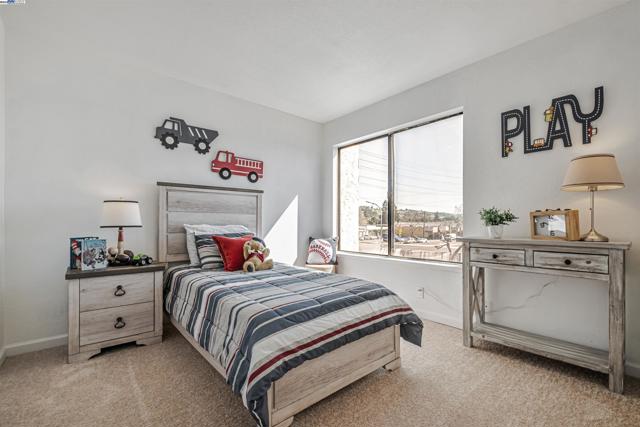 14101 e 14th, San Leandro CA: https://media.crmls.org/mediaz/d572a8ae-f840-4082-82a4-74a66150f138.jpg