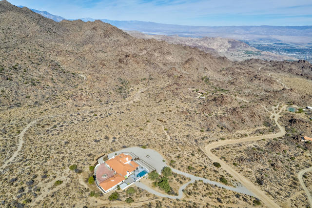 Image 107 of 108 For 56375 Bighorn Drive