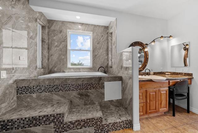 Detail Gallery Image 22 of 49 For 20202 Deerhorn Valley Rd, Jamul,  CA 91935 - 4 Beds | 4 Baths