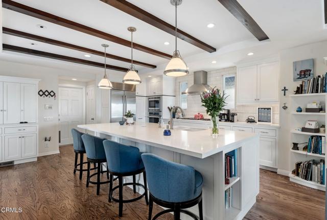 518 Lincoln Drive, Ventura CA: https://media.crmls.org/mediaz/d5735fb4-cc9a-4a19-9f42-ead46ebbf0e7.jpg