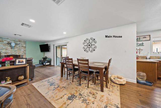 21908 Japatul Ln, Alpine CA: https://media.crmls.org/mediaz/d57369e0-9169-4e88-a05c-e4f6ef09d9ef.jpg