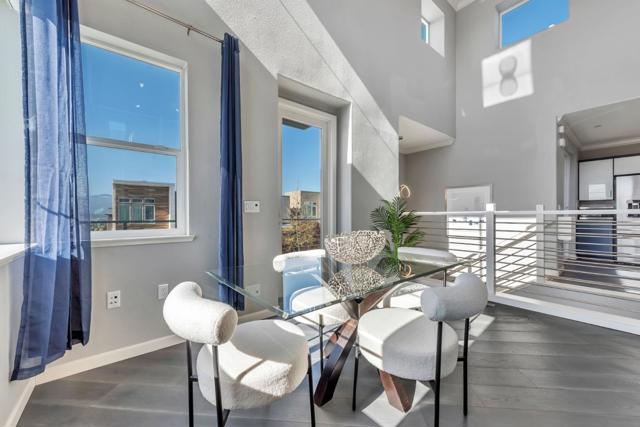 111 Llano De Los Robles Avenue, San Jose CA: https://media.crmls.org/mediaz/d573bb69-7aff-4679-9b7f-698c71917462.jpg