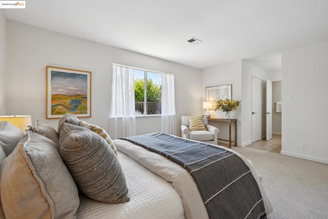 934 Bancroft Rd, Concord CA: https://media.crmls.org/mediaz/d574084d-7180-4902-8197-82aa491747ee.jpg