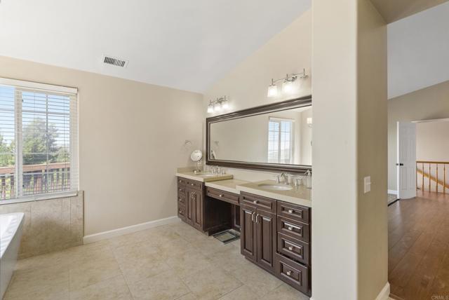 Detail Gallery Image 40 of 63 For 13658 Sage Mountain Lane, Jamul,  CA 91935 - 4 Beds | 3 Baths