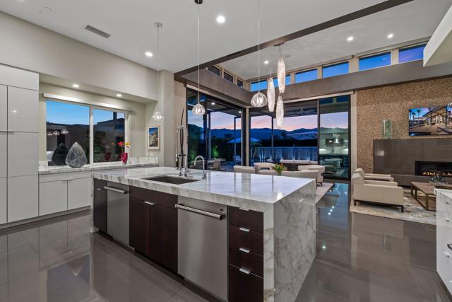 23 Emerald Court, Rancho Mirage CA: https://media.crmls.org/mediaz/d576a600-61a2-434f-a49d-28cd41c1b7b4.jpg