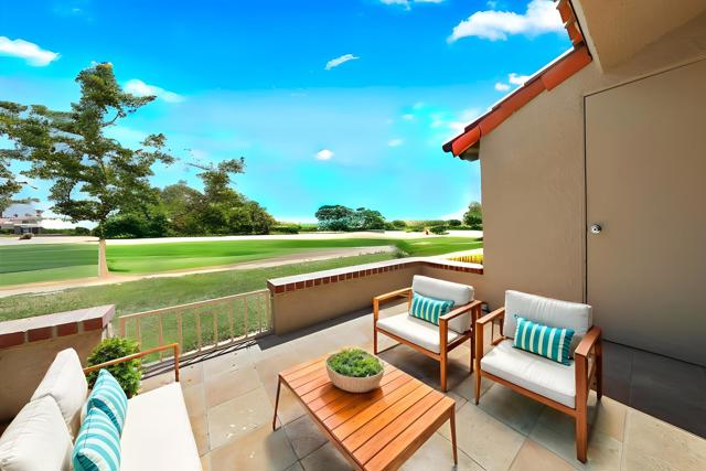 40492 Bay Hill Way, Palm Desert CA: https://media.crmls.org/mediaz/d576c9e5-f9aa-4a4a-a6bc-f0601faf05df.jpg