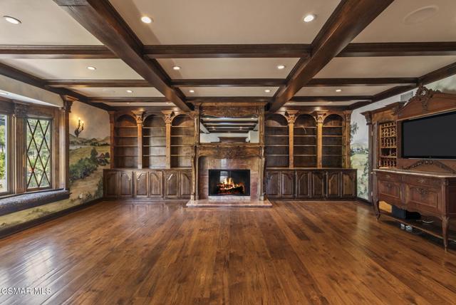 1561 Lookout Drive, Agoura Hills CA: https://media.crmls.org/mediaz/d5777739-e897-45eb-9e0e-e661c418331e.jpg