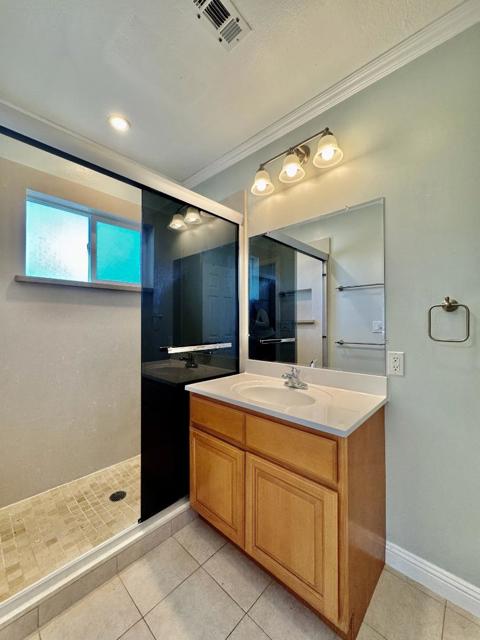 3801 Pacific Boulevard, San Mateo CA: https://media.crmls.org/mediaz/d5781e78-4292-41b3-9752-4cfc9d5209ab.jpg