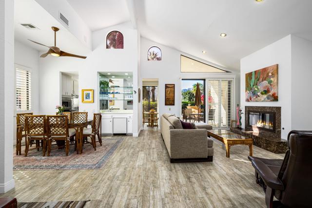 78038 Calle Norte, La Quinta CA: https://media.crmls.org/mediaz/d57a3843-6ecb-4349-af2f-d706e3f7a143.jpg