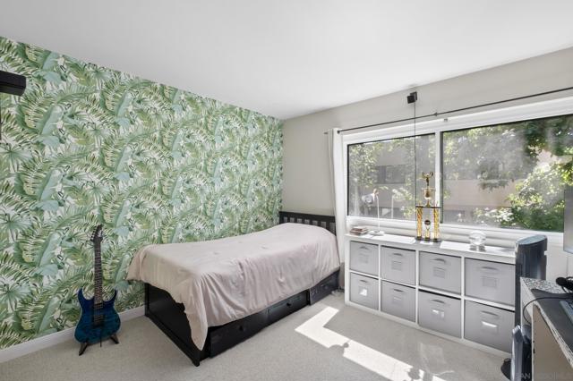 17885 Caminito Pinero, San Diego CA: https://media.crmls.org/mediaz/d57b2b9e-71f0-402f-a219-6f63314ed39b.jpg