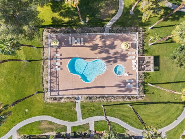 69738 Campana Court, Rancho Mirage CA: https://media.crmls.org/mediaz/d57b8be2-f1e4-42bf-98b4-8a771d4ade65.jpg