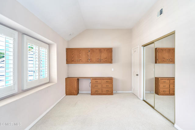 3041 Three Springs Drive, Westlake Village CA: https://media.crmls.org/mediaz/d57bb1b8-6cc8-49de-8791-bc120a06db36.jpg