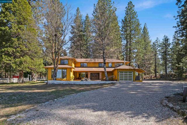 Image 4 of 60 For 1324 Alves Dr