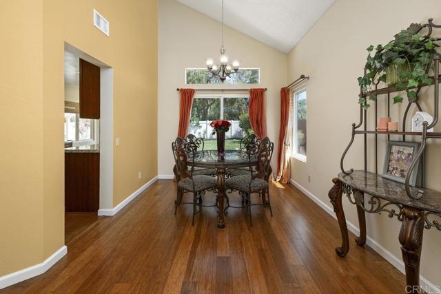 647 Boysenberry Way, Oceanside CA: https://media.crmls.org/mediaz/d57cdefc-11da-4352-8e32-2025c2913b5c.jpg