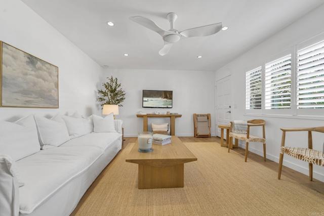 Detail Gallery Image 6 of 32 For 2175 South Coast Hwy #7,  Laguna Beach,  CA 92651 - 1 Beds | 1/1 Baths