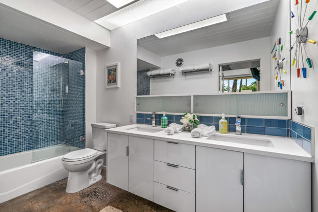 1111 E Palm Canyon Drive, Palm Springs CA: https://media.crmls.org/mediaz/d57e87df-547e-4c83-8c4f-cae5cae88baa.jpg
