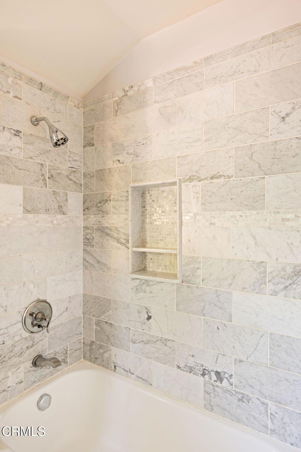 https://media.crmls.org/mediaz/d57eb215-f556-483a-9df7-c2586389c1ed.jpg?preset=X-Large