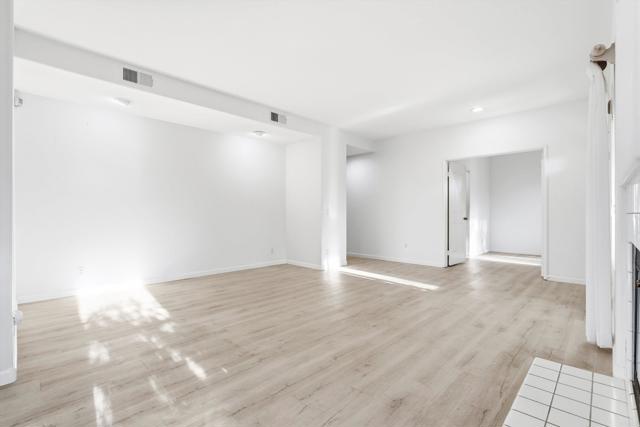 Detail Gallery Image 7 of 32 For 63 Encantado Canyon, Rancho Santa Margarita,  CA 92688 - 2 Beds | 2 Baths