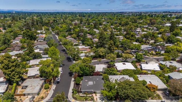 821 E Meadow Drive, Palo Alto CA: https://media.crmls.org/mediaz/d57f2856-0d83-4059-992f-def926f539af.jpg