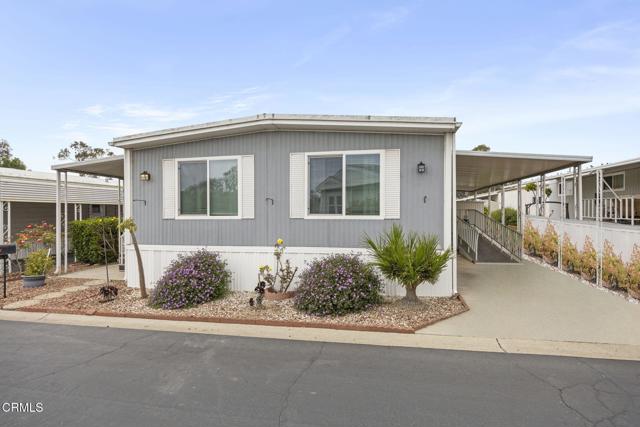 Detail Gallery Image 2 of 41 For 80 Copland Cir #80,  Ventura,  CA 93003 - 2 Beds | 2 Baths