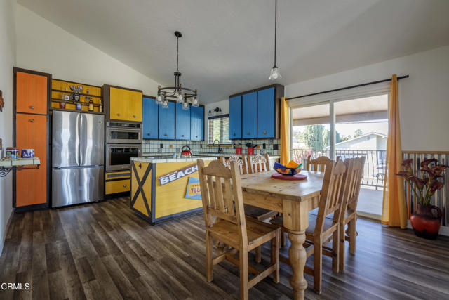 Detail Gallery Image 6 of 59 For 122 Beech Rd, Newbury Park,  CA 91320 - 3 Beds | 2 Baths