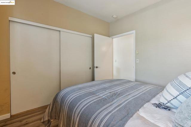 63 Lakeshore Ct, Richmond CA: https://media.crmls.org/mediaz/d5819936-0c09-4d56-9ffc-9e5b950237d1.jpg