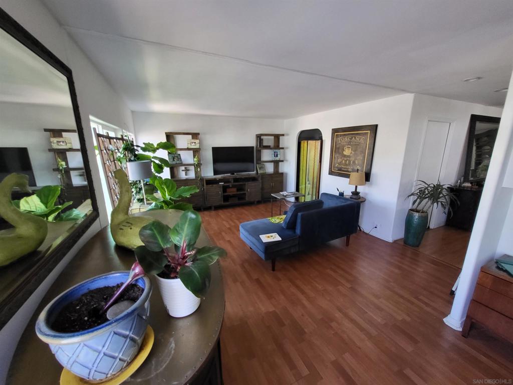 444 El Camino Real - photo 4