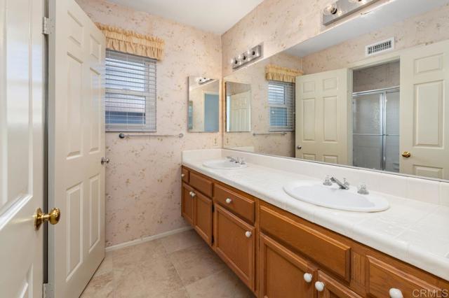 Detail Gallery Image 26 of 37 For 3711 Overpark Rd, San Diego,  CA 92130 - 4 Beds | 2/1 Baths