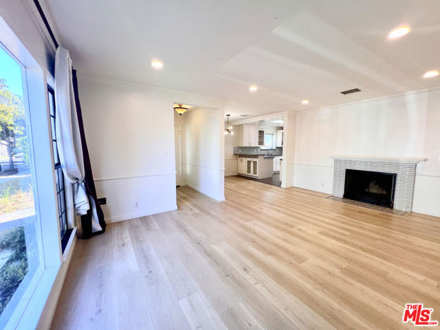 7311 Dunfield Avenue, Los Angeles CA: https://media.crmls.org/mediaz/d5827e70-dd3e-414f-bbb2-56bb90933b0a.jpg