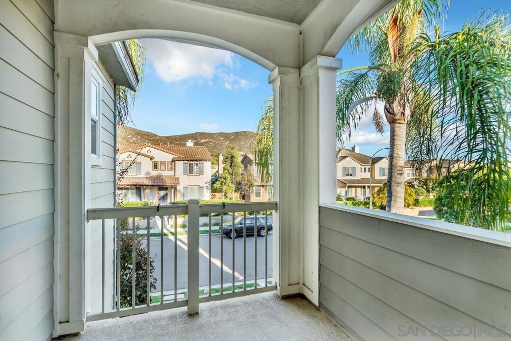 MLS #250043023SD image #30