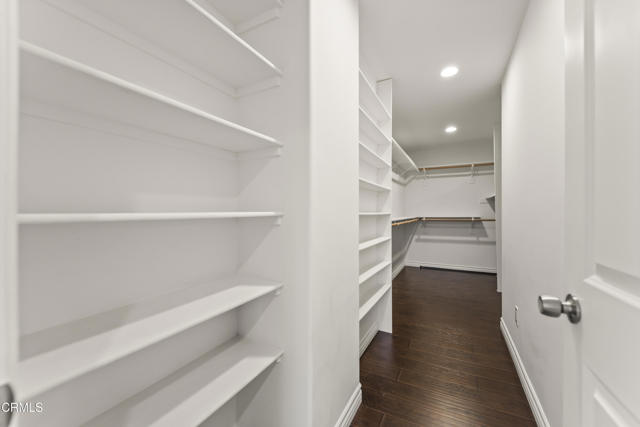 Detail Gallery Image 26 of 33 For 4608 La Crescenta Ave, La Crescenta,  CA 91214 - 5 Beds | 4 Baths