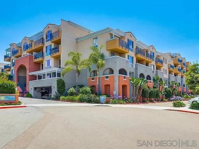 3857 Pell Pl, San Diego CA: https://media.crmls.org/mediaz/d584d040-3d4a-4a56-a08b-d0531bbe273a.jpg