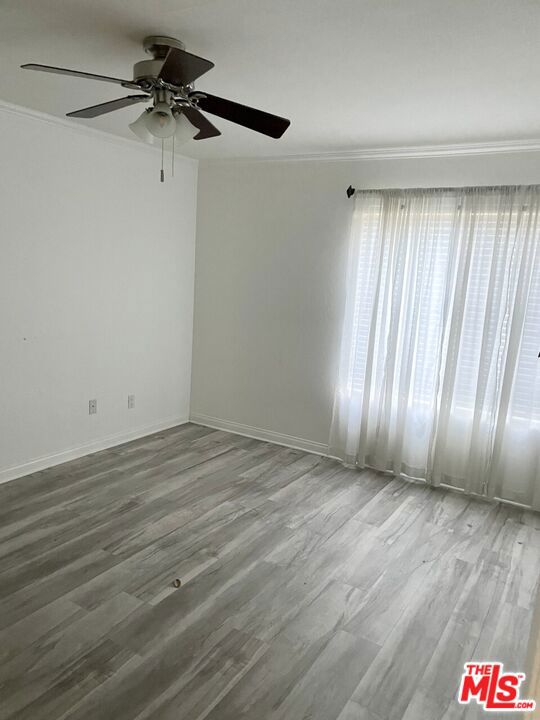 21450 Burbank Boulevard, 110 photo 4