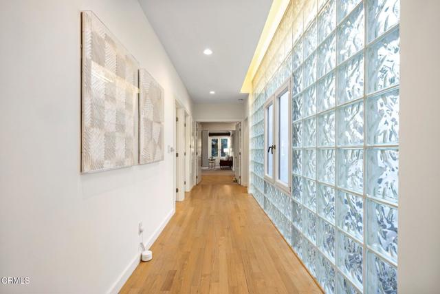 1265 Chateau Road, Pasadena CA: https://media.crmls.org/mediaz/d585e400-7e77-408f-ad47-1094732e6c43.jpg