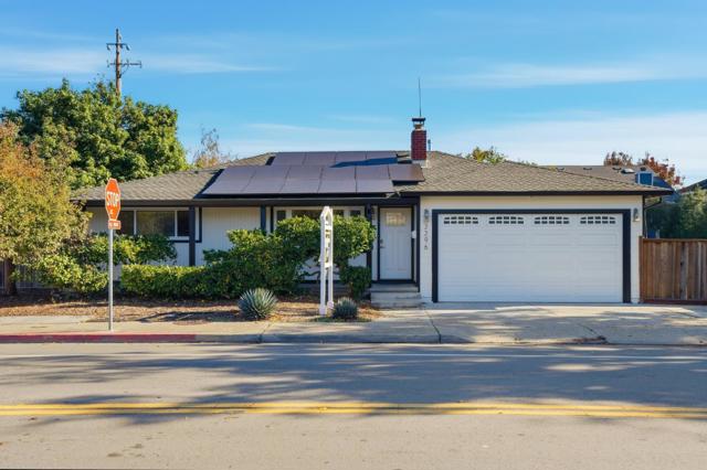 2296 Pulgas Avenue, East Palo Alto CA: https://media.crmls.org/mediaz/d586c823-a0e1-45d3-bc26-98c6b9a18c63.jpg