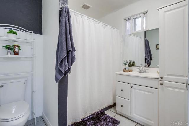 1828 34 B Avenue, National City CA: https://media.crmls.org/mediaz/d586fcec-d4b5-4ce0-bf02-5c1876d98b4e.jpg