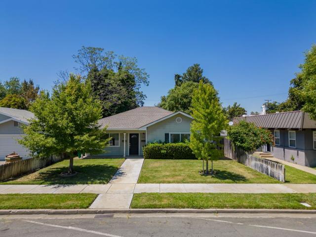 151153 N Shasta Street, Willows CA: https://media.crmls.org/mediaz/d587a04b-b6bd-4568-b626-b8692b4b9aaa.jpg