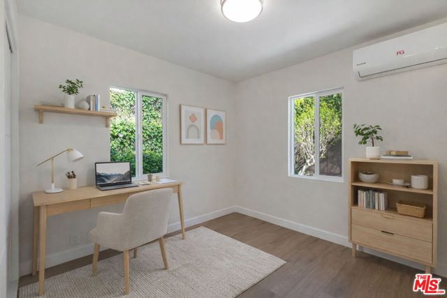 4933 W 20th Street, Los Angeles CA: https://media.crmls.org/mediaz/d587a2fe-9c45-4321-9809-9216861e9424.jpg