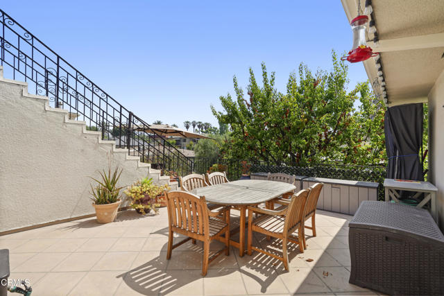 630 S Orange Grove Boulevard, Pasadena CA: https://media.crmls.org/mediaz/d587e7cf-3441-48c1-aca1-ac2221e54c7b.jpg