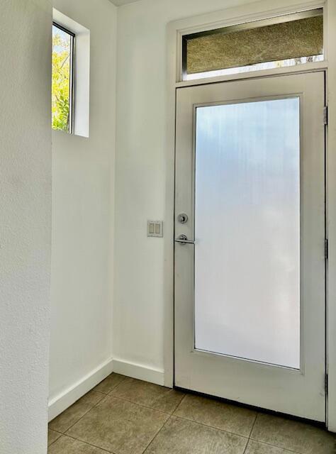 870 E Palm Canyon Drive, Palm Springs CA: https://media.crmls.org/mediaz/d589b939-3aae-4dd5-8807-f91fd2d05e27.jpg