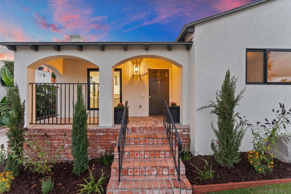 4592 Vista Street - photo 2