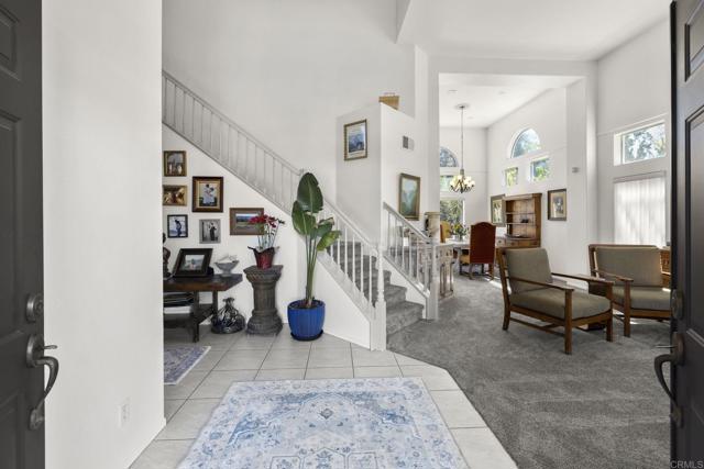 Detail Gallery Image 5 of 45 For 32147 Corte Florecita, Temecula,  CA 92592 - 5 Beds | 3 Baths