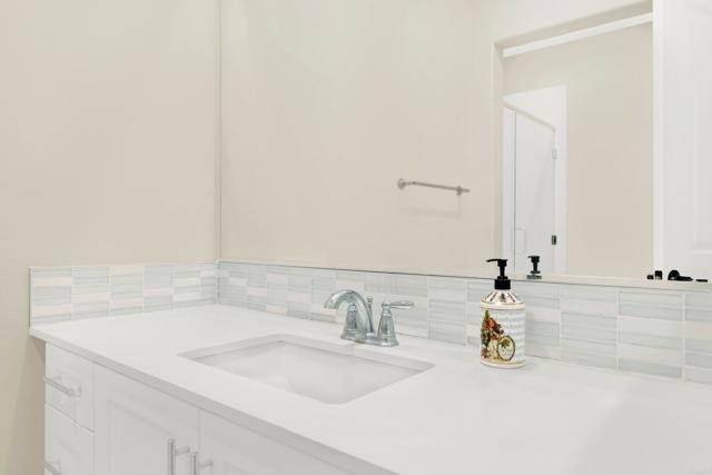Image 10 of 54 For 16750 Coyote Bush Drive 58