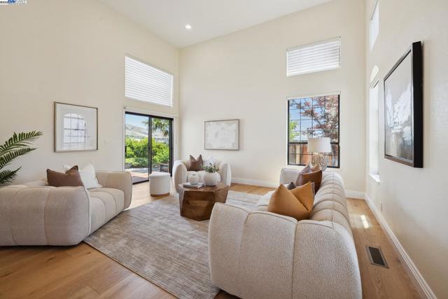 44030 Geddy Court, Fremont CA: https://media.crmls.org/mediaz/d58f3f4e-1b98-44b1-9ccb-2e2b3f0c3504.jpg